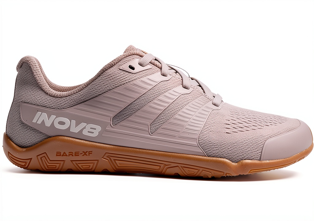 inov-8 Damen Barfußschuhe im Outdoor-Einsatz